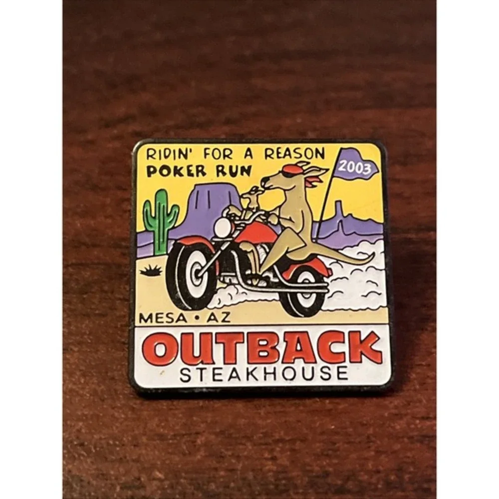 Outback Steakhouse Mesa‎ Arizona Poker Run 2003 Kangaroo Lapel Hat Pin